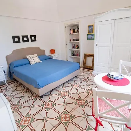 Enea Bed and Breakfast