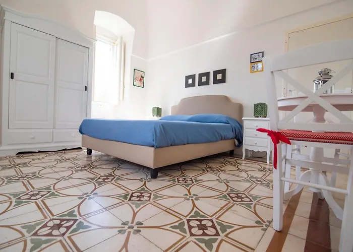 Alojamento de Acomodação e Pequeno-almoço Enea Monopoli